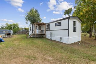 208 Yaupon Harbor, Onalaska, TX 77360