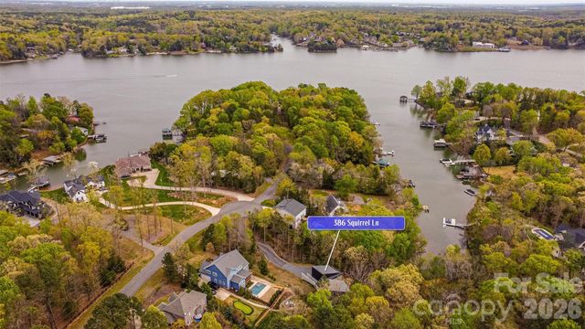 386 Squirrel Lane, Clover, SC 29710
