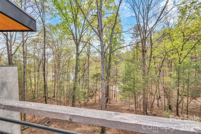 386 Squirrel Lane, Clover, SC 29710