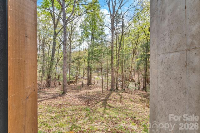 386 Squirrel Lane, Clover, SC 29710
