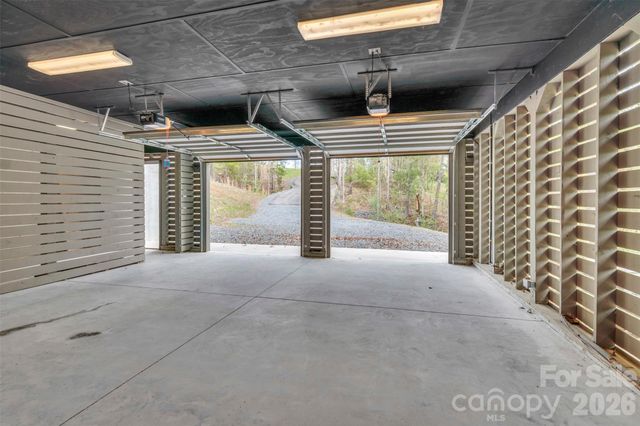 386 Squirrel Lane, Clover, SC 29710
