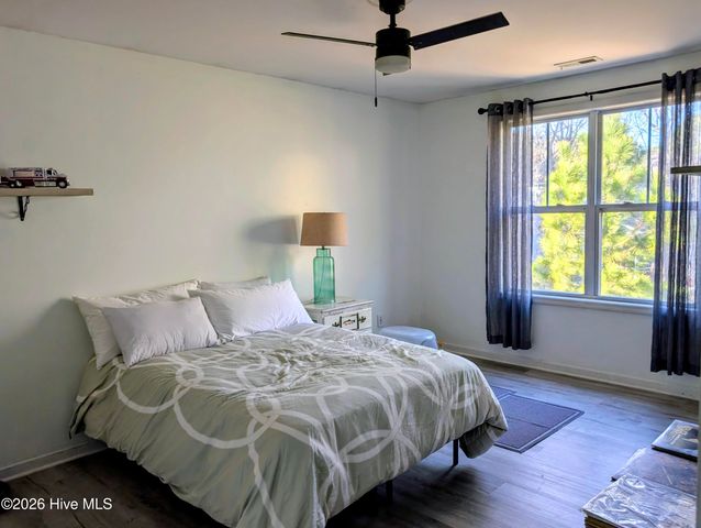 114 Lumis Court, Hampstead, NC 28443