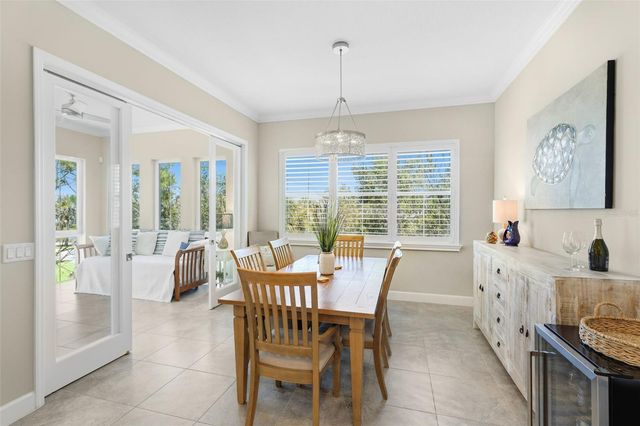 347 COMPASS POINT DRIVE 201, Bradenton, FL 34209