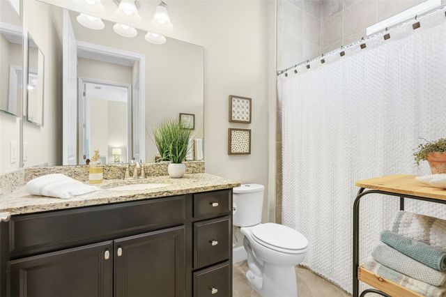 347 COMPASS POINT DRIVE 201, Bradenton, FL 34209