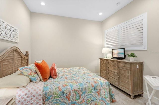 347 COMPASS POINT DRIVE 201, Bradenton, FL 34209