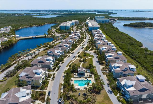 347 COMPASS POINT DRIVE 201, Bradenton, FL 34209