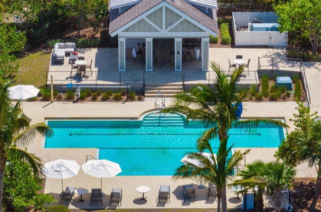 347 COMPASS POINT DRIVE 201, Bradenton, FL 34209
