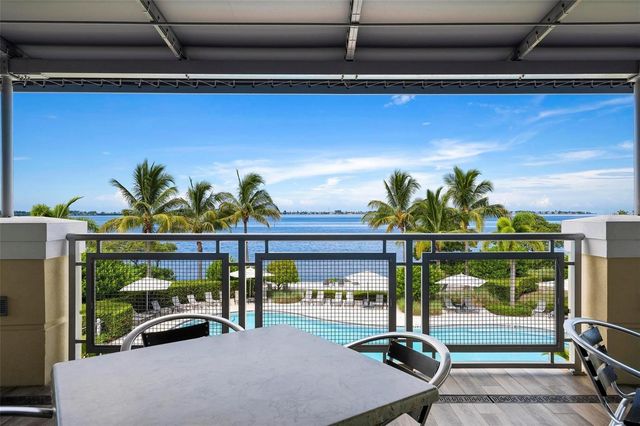 347 COMPASS POINT DRIVE 201, Bradenton, FL 34209