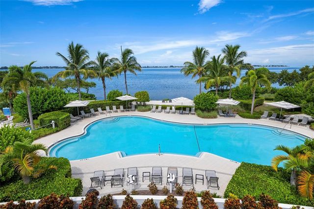 347 COMPASS POINT DRIVE 201, Bradenton, FL 34209