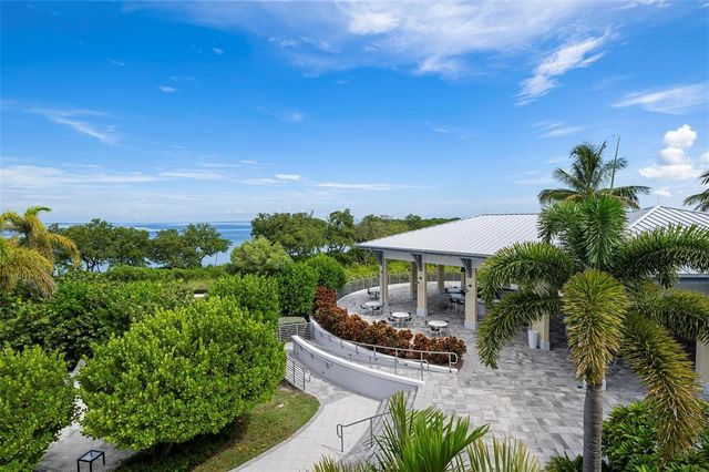 347 COMPASS POINT DRIVE 201, Bradenton, FL 34209