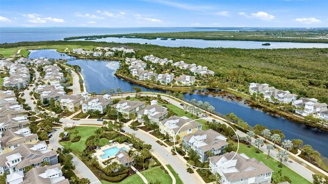 347 COMPASS POINT DRIVE 201, Bradenton, FL 34209