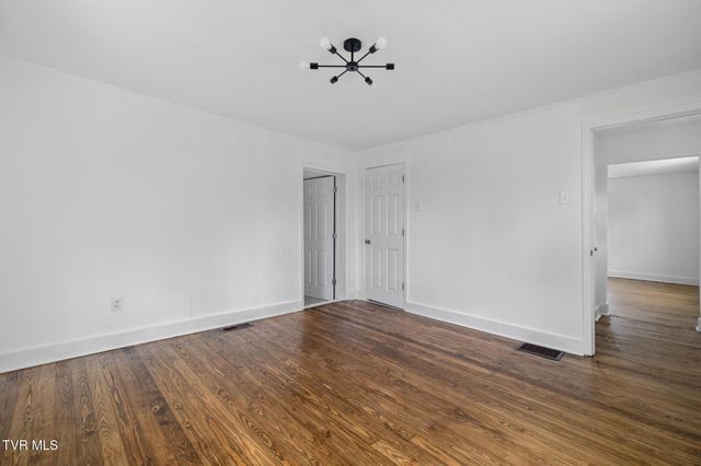 2152 Randolph Street, Bristol, VA 24201