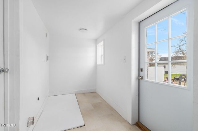 2152 Randolph Street, Bristol, VA 24201