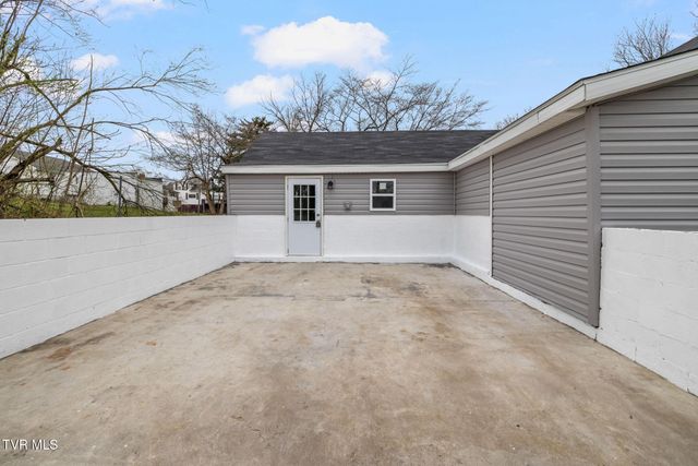 2152 Randolph Street, Bristol, VA 24201