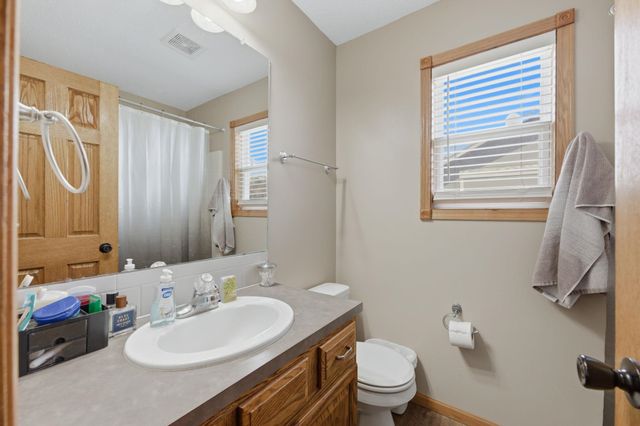 611 Austin Ln, Sedgwick, KS 67135