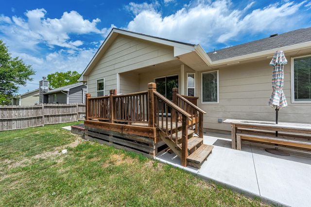 611 Austin Ln, Sedgwick, KS 67135