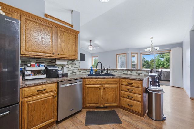611 Austin Ln, Sedgwick, KS 67135