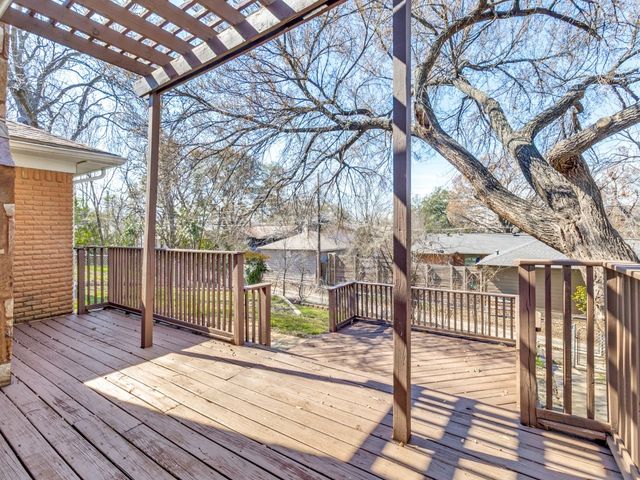 11707 Rogue Way, Dallas, TX 75218