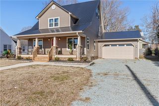 402 W Clay Street, Mebane, NC 27302
