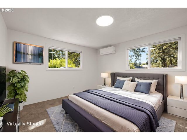 87737 OAK ISLAND Dr, Veneta, OR 97487