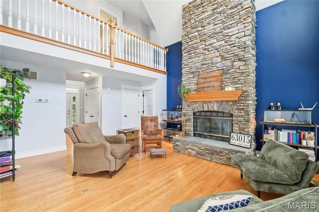 801 Honeyridge Road, Catawissa, MO 63015