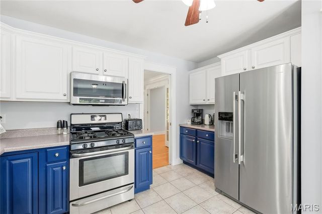 801 Honeyridge Road, Catawissa, MO 63015