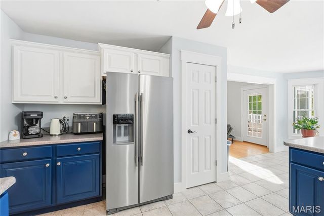801 Honeyridge Road, Catawissa, MO 63015