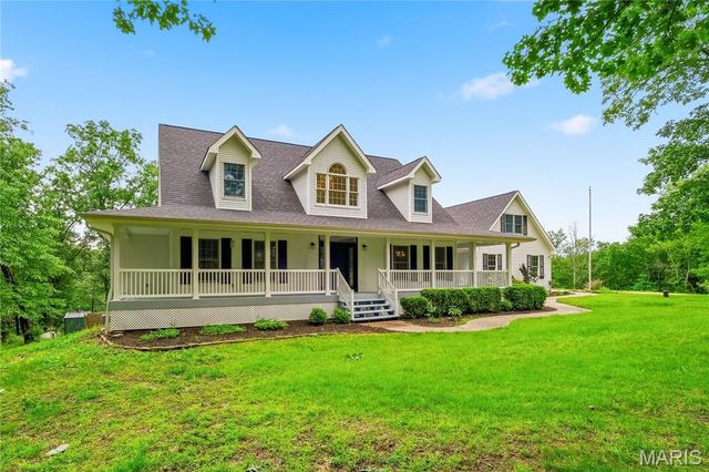 801 Honeyridge Road, Catawissa, MO 63015