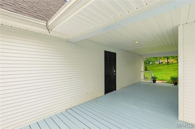 801 Honeyridge Road, Catawissa, MO 63015