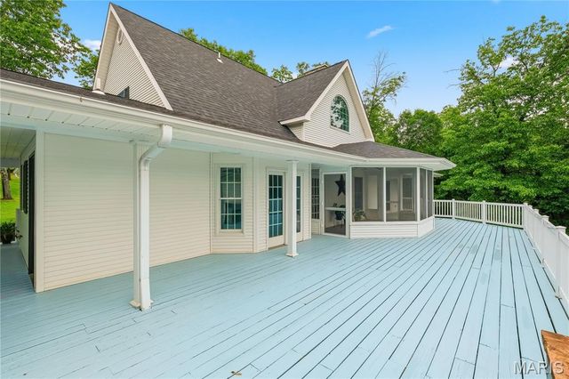 801 Honeyridge Road, Catawissa, MO 63015