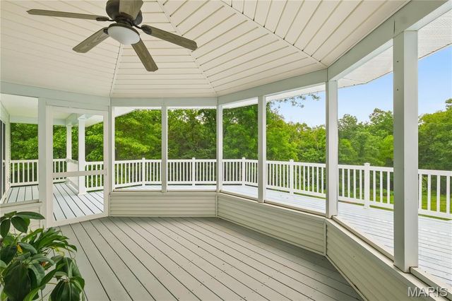 801 Honeyridge Road, Catawissa, MO 63015