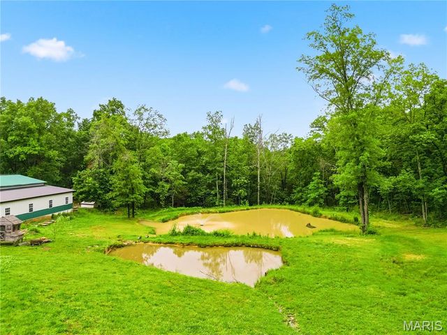 801 Honeyridge Road, Catawissa, MO 63015