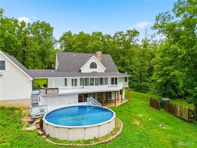 801 Honeyridge Road, Catawissa, MO 63015