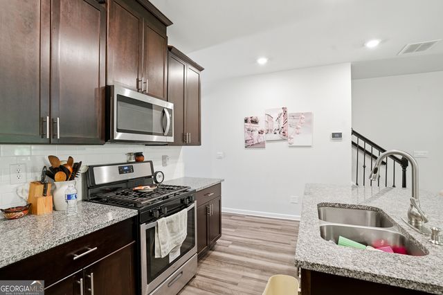 5652 Plain Field Lane, Lilburn, GA 30047