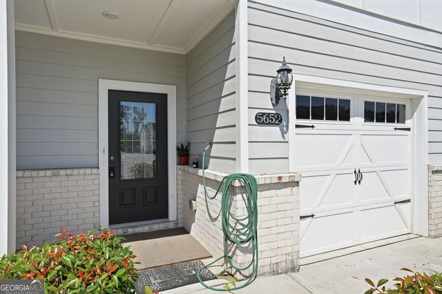 5652 Plain Field Lane, Lilburn, GA 30047