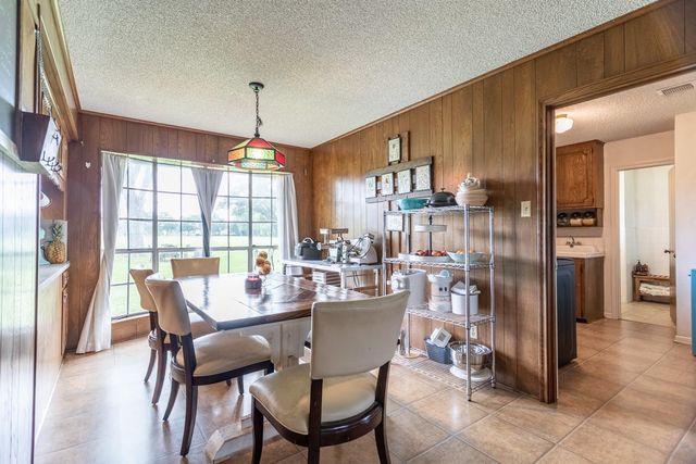 2821 Harkey Road, Pearland, TX 77584