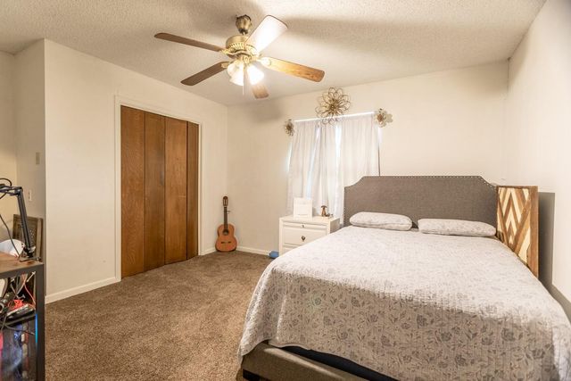 2821 Harkey Road, Pearland, TX 77584