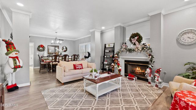 871 VIA ALEGRE Lane, El Paso, TX 79912