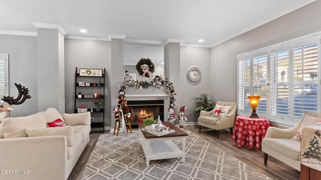 871 VIA ALEGRE Lane, El Paso, TX 79912