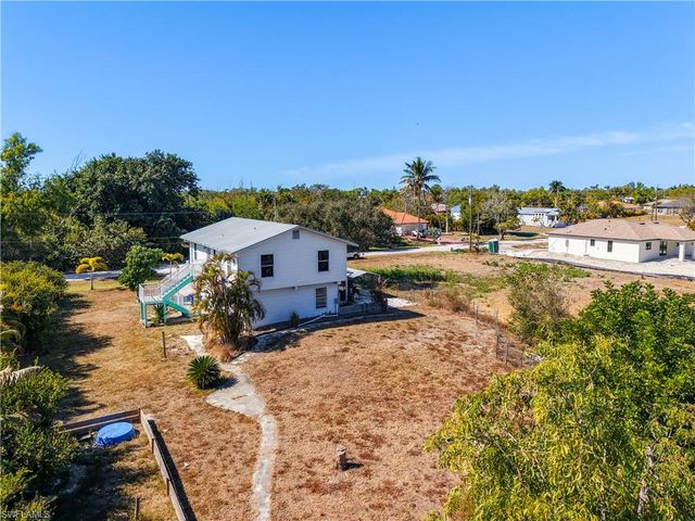 8628 Yukon CT, St. James City, FL 33956