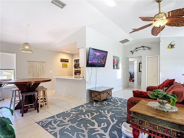 8628 Yukon CT, St. James City, FL 33956