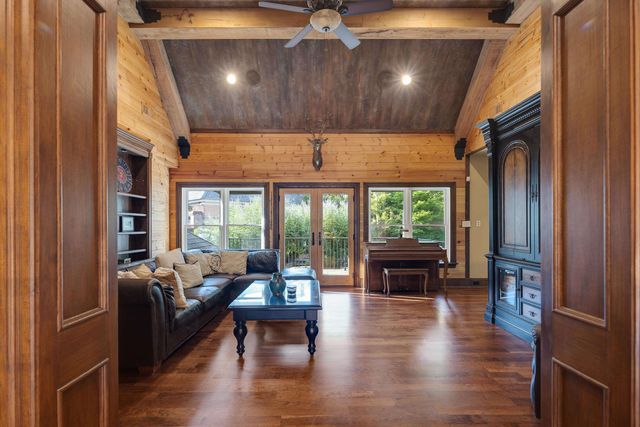 561 WILD ELM CV, Memphis, TN 38120