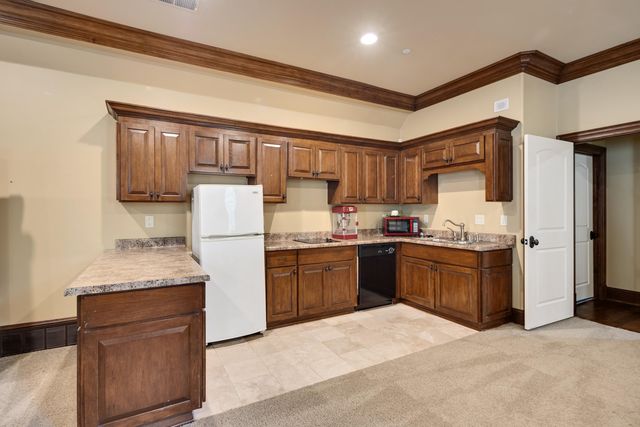 561 WILD ELM CV, Memphis, TN 38120