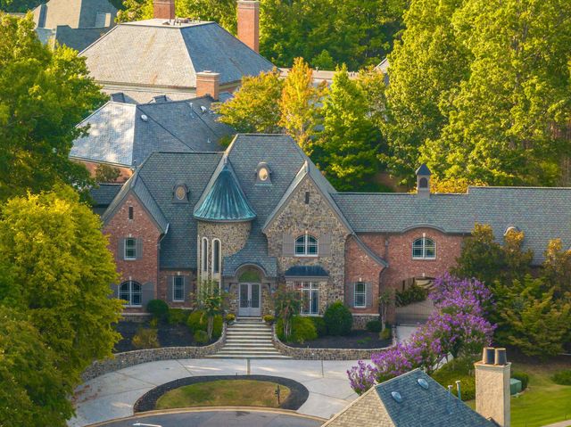 561 WILD ELM CV, Memphis, TN 38120