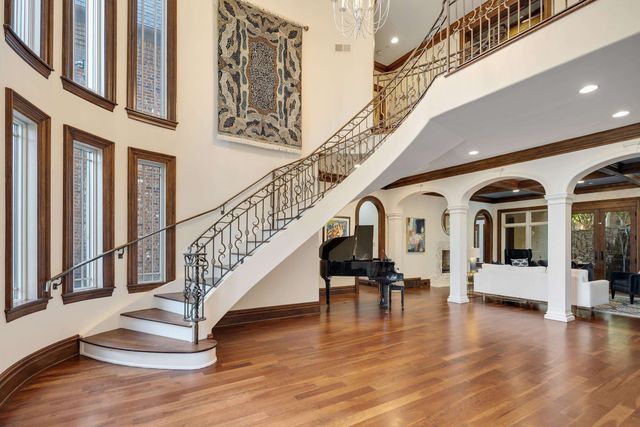 561 WILD ELM CV, Memphis, TN 38120