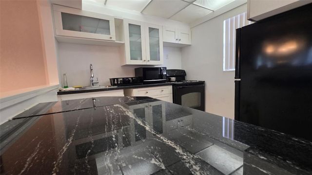 5111 W Oakland Park Boulevard 104, Lauderdale Lakes, FL 33313