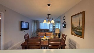 5111 W Oakland Park Boulevard 104, Lauderdale Lakes, FL 33313