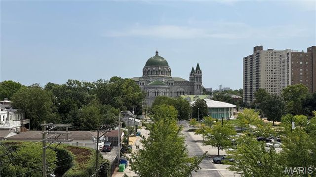 4501 Lindell Boulevard 4B, St Louis, MO 63108