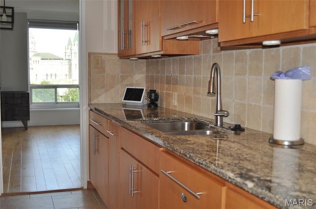 4501 Lindell Boulevard 4B, St Louis, MO 63108