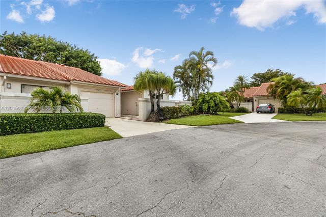 20013 Mona Circle, Boca Raton, FL 33434